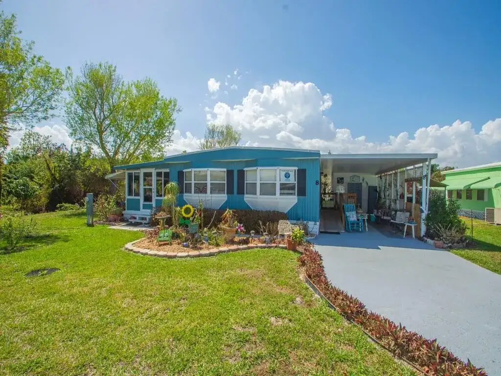 8 Santa Fe Lane, Port St. Lucie FL 34952 photo 3