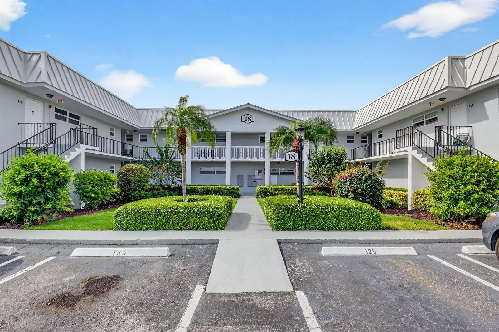 18 Colonial Club Drive # 203, Boynton Beach FL 33435 photo 3
