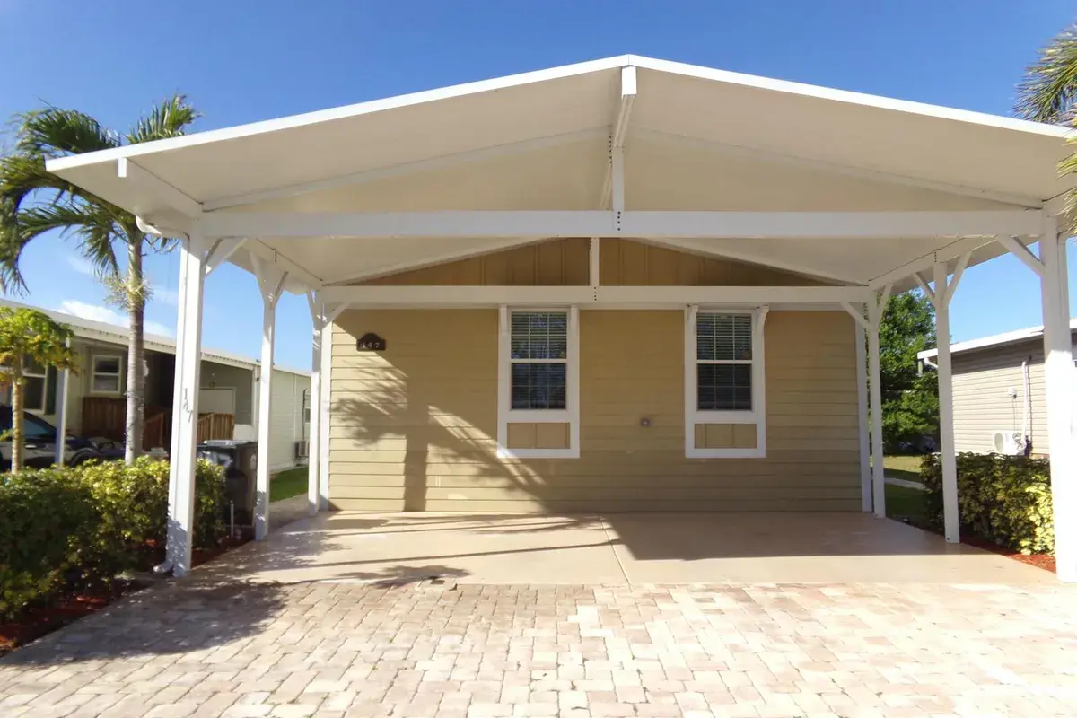 147 Plantation Boulevard, FL 33467