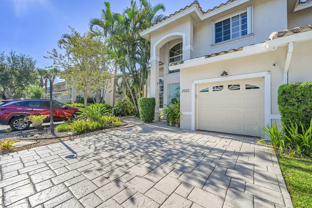 2922 Port Royale Lane S, Fort Lauderdale FL 33308