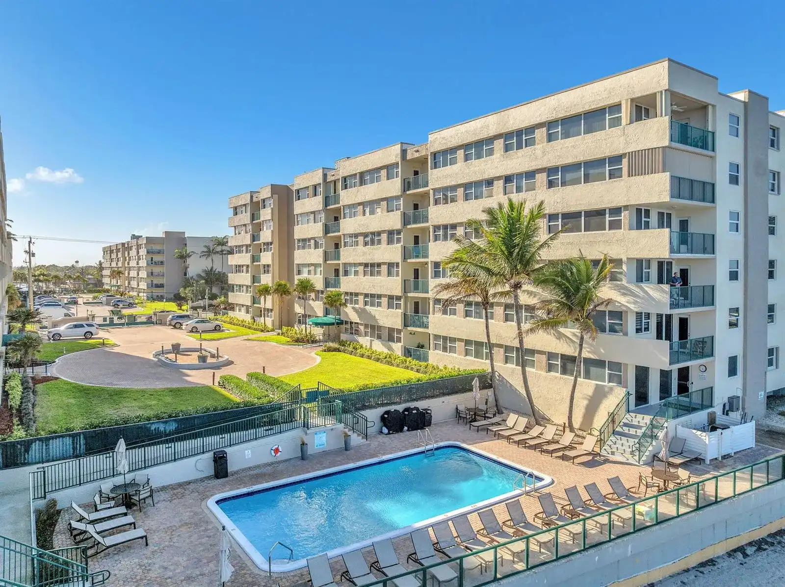 1239 Hillsboro Mile # 202, Hillsboro Beach FL 33062