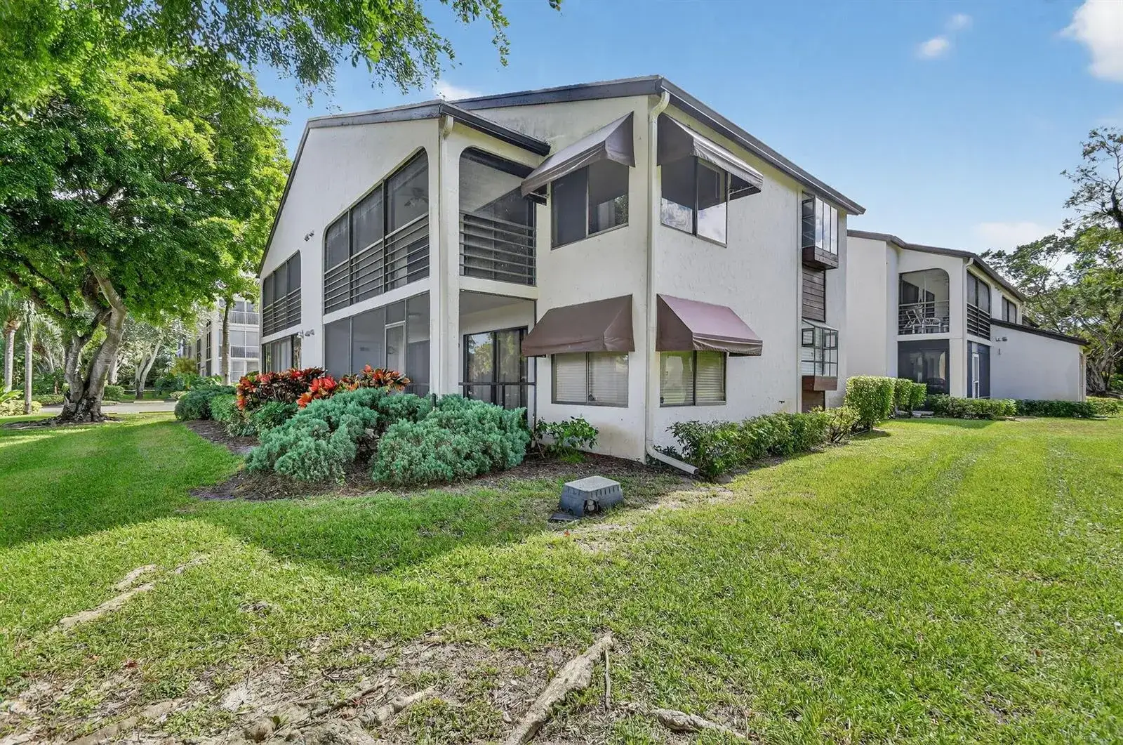 5040 Rose Hill Drive # 206, Boynton Beach FL 33437