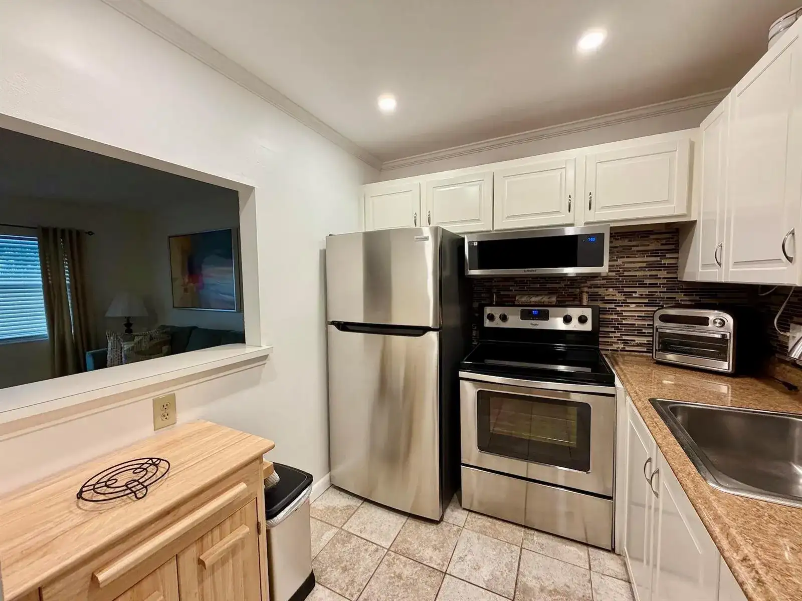 335 Durham J, Deerfield Beach FL 33442 photo 4