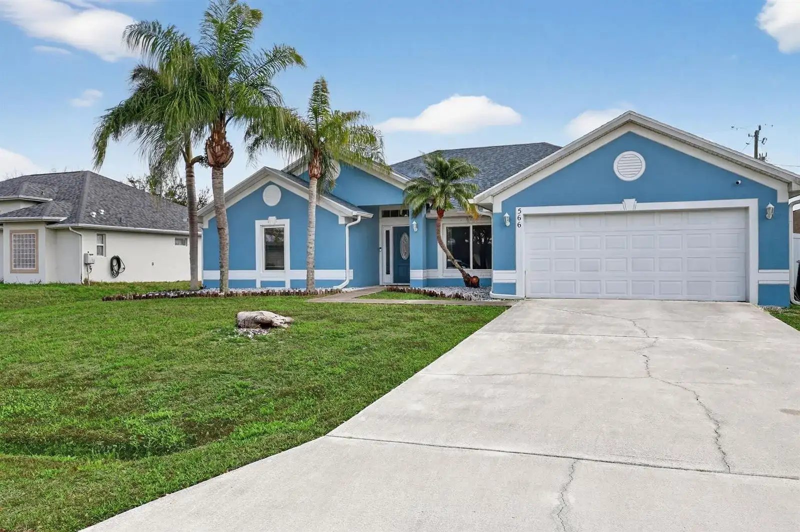 566 SW Sea Holly Terrace, Port St. Lucie FL 34984 photo 3