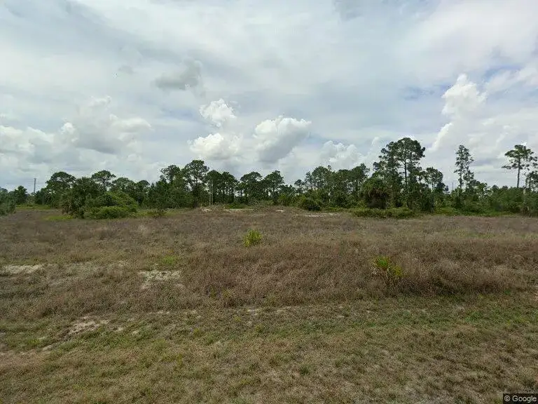 652 Mulberry Avenue S, Lehigh Acres FL 33974