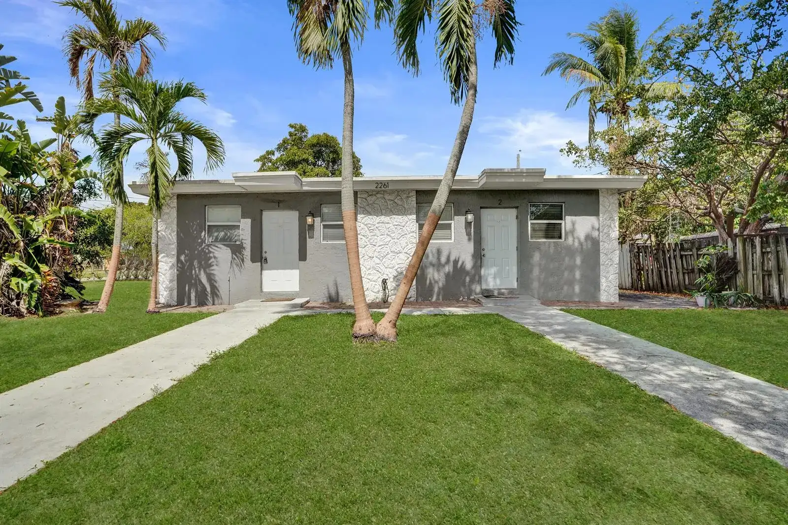 2261 NW 2nd Street, Pompano Beach FL 33069 photo 3