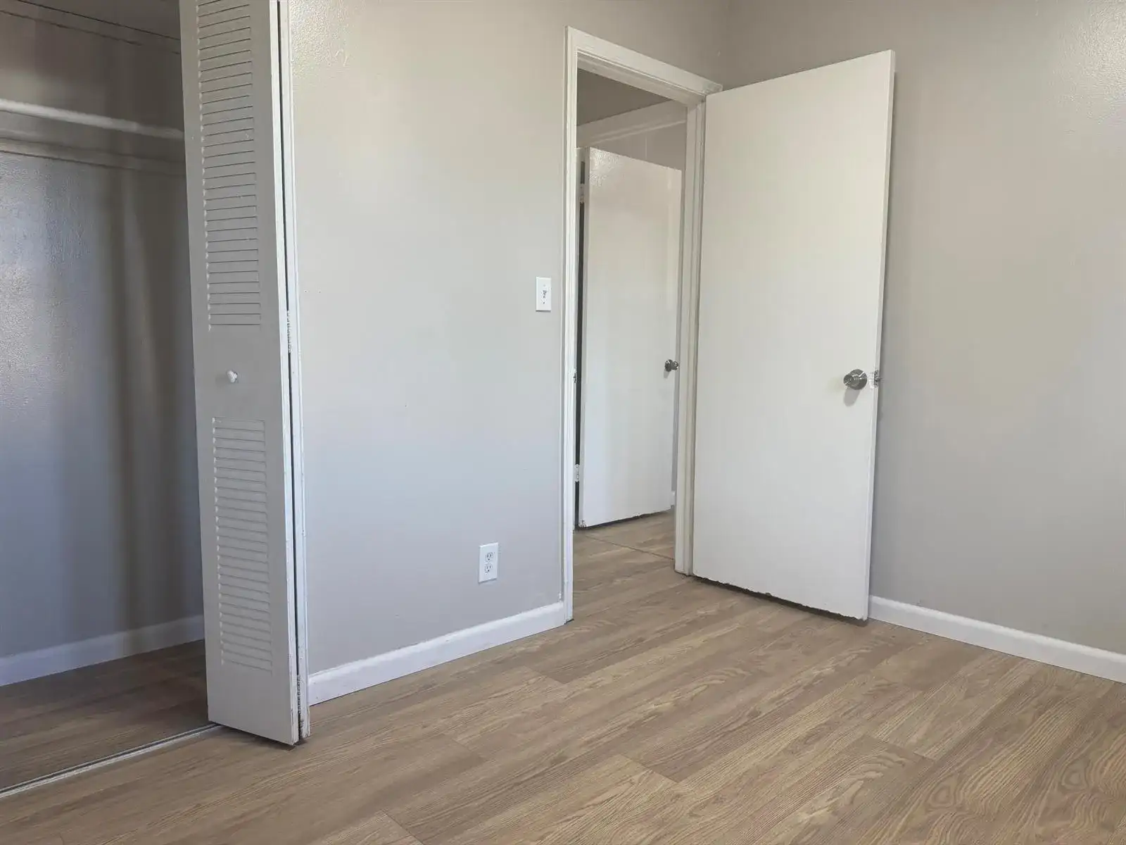 1358 Silverado, North Lauderdale FL 33068 photo 2
