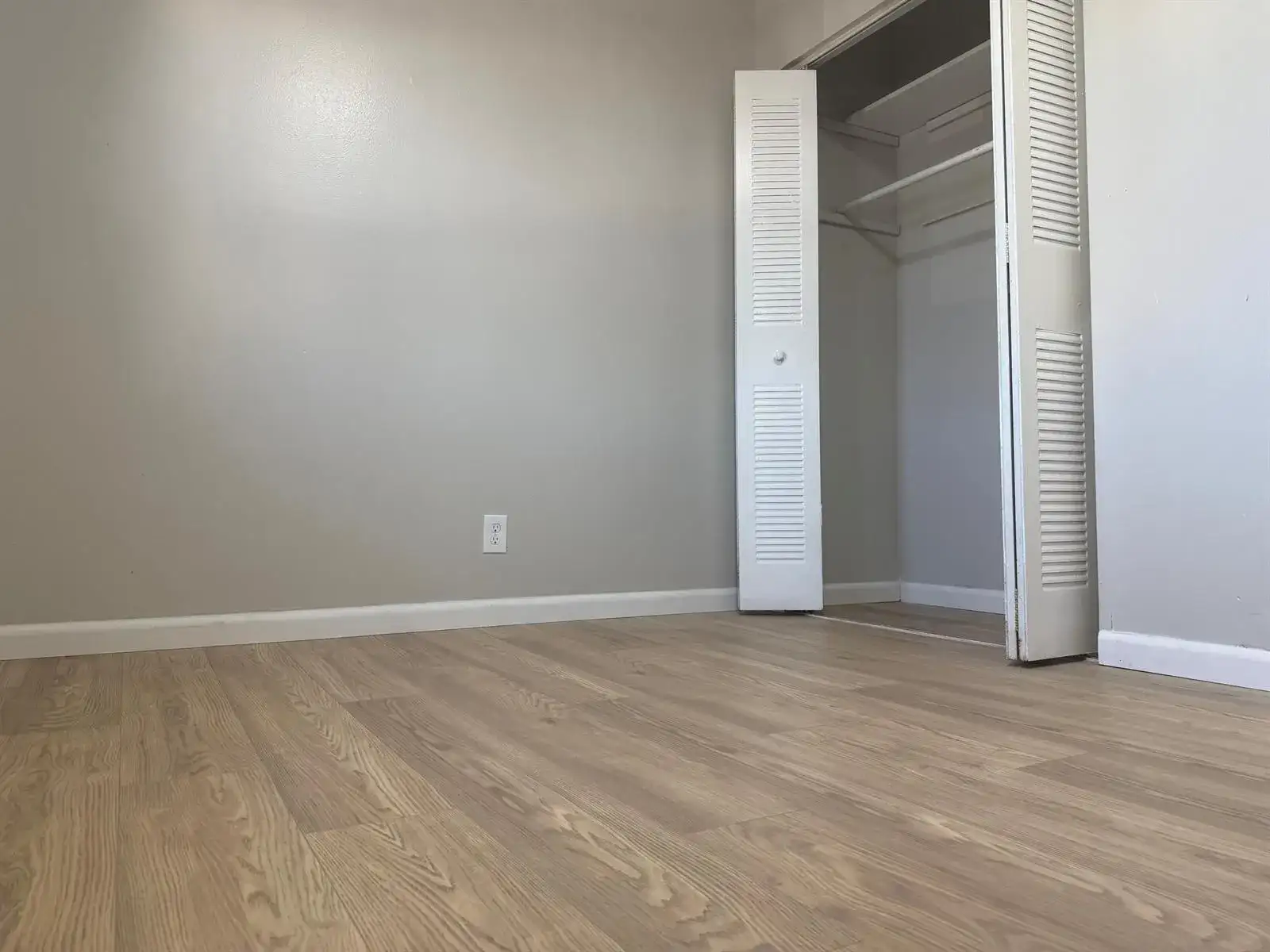 1358 Silverado, North Lauderdale FL 33068 photo 3