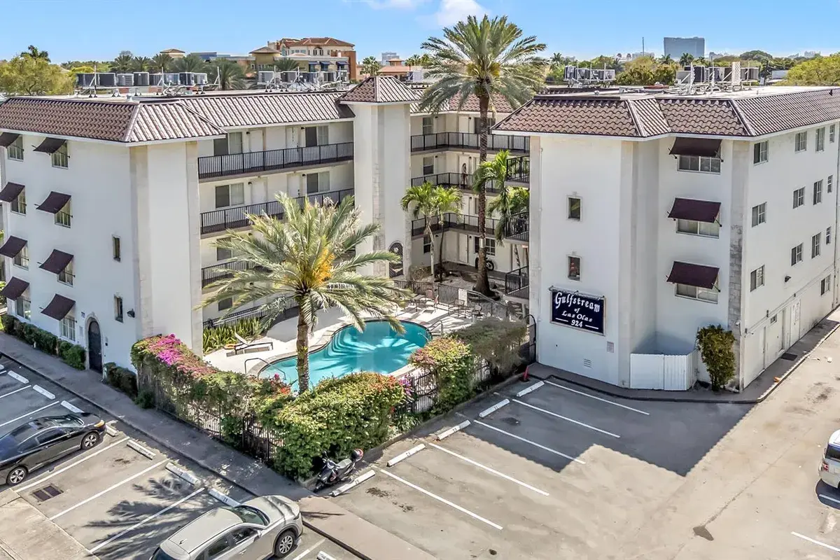 924 SE 2nd Street # 32, Fort Lauderdale FL 33301