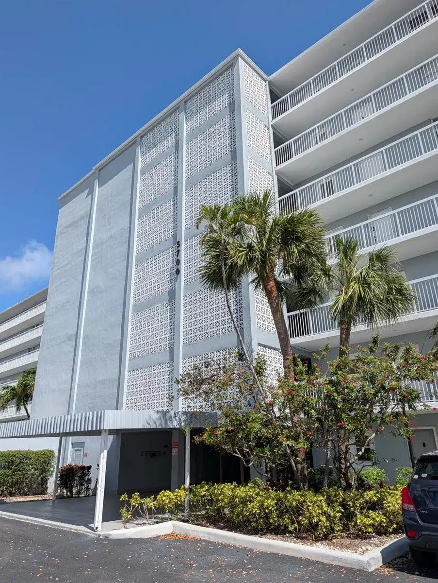 5700 NW 2nd Avenue # 509, Boca Raton FL 33487 photo 3