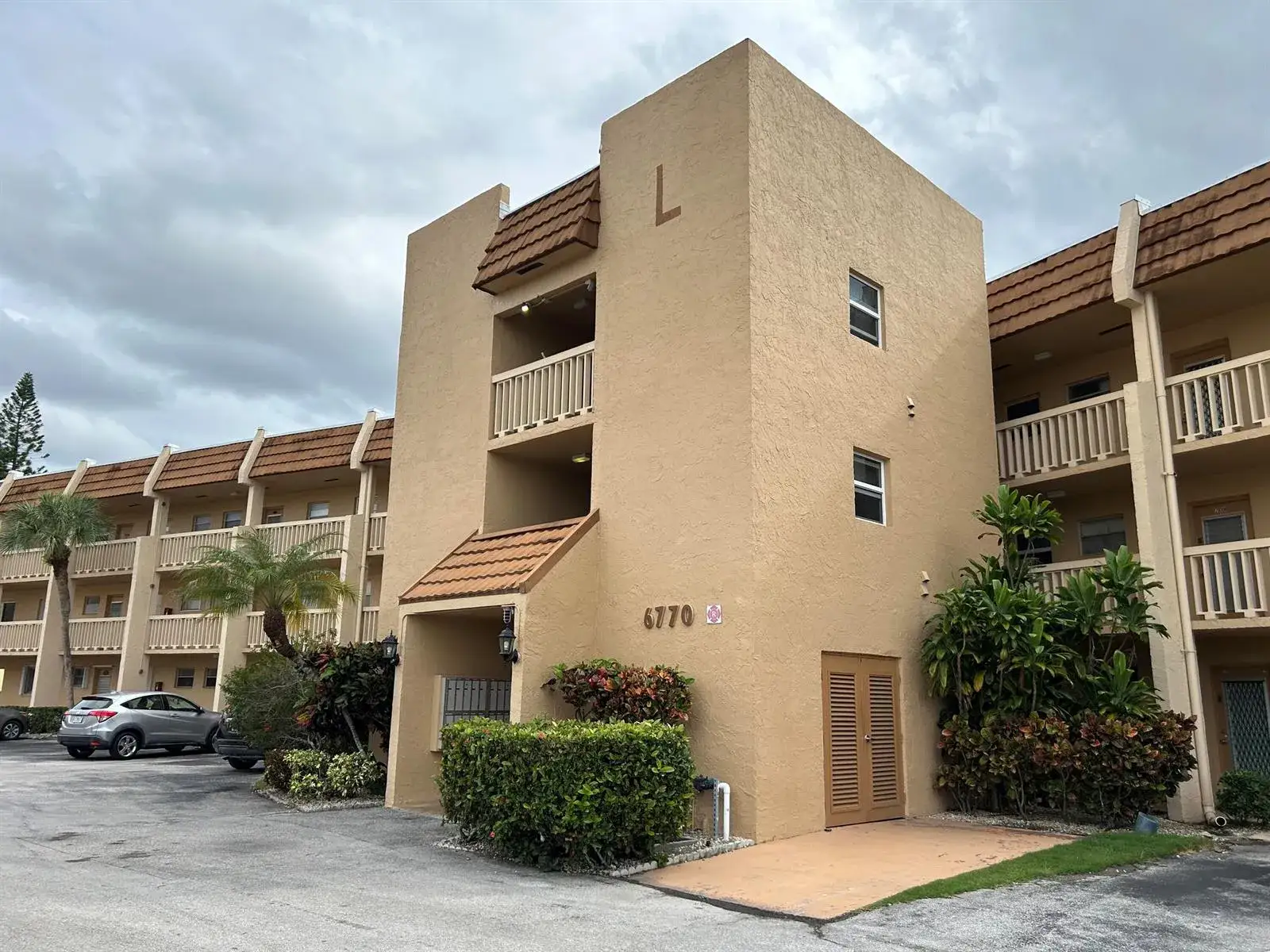 6770 Royal Palm Boulevard # 301, Margate FL 33063