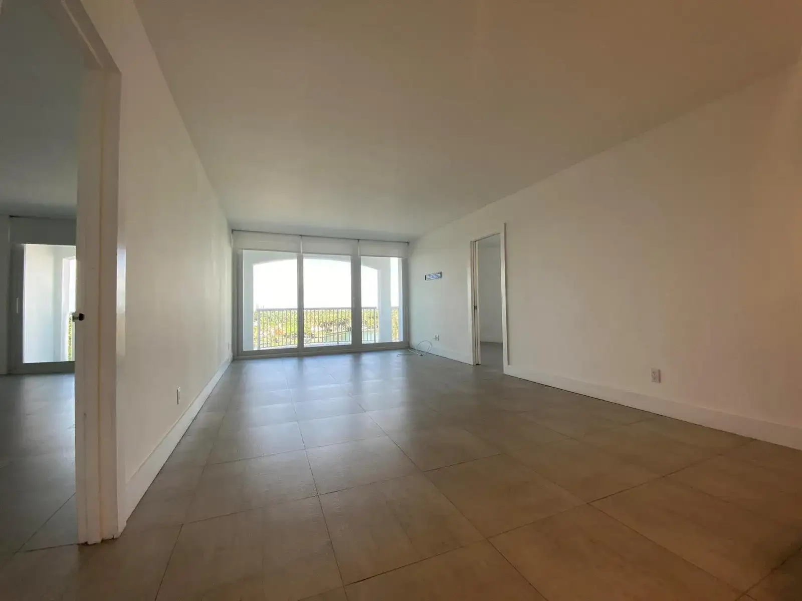 5401 Collins Avenue # 620, Miami Beach FL 33140 photo 5