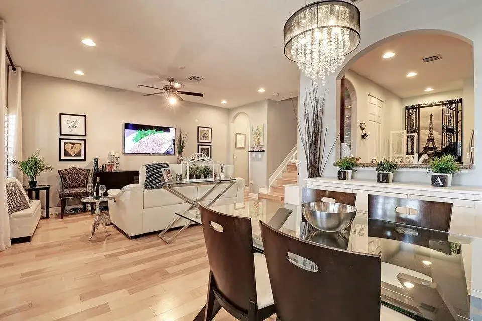 400 Lake Monterey Circle, Boynton Beach FL 33426