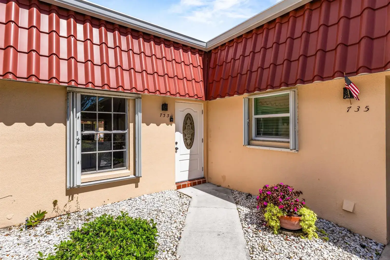 733 Nantucket Circle, Lake Worth FL 33467 photo 2