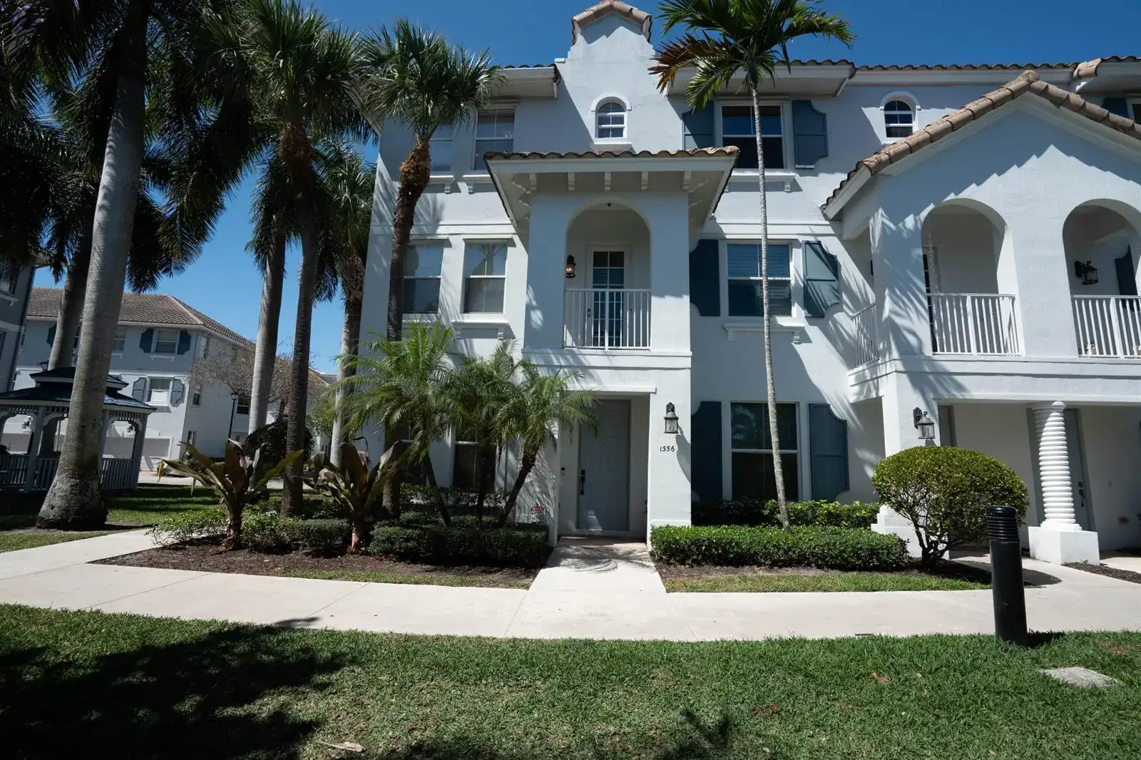 1356 Piazza Pitti, Boynton Beach FL 33426 photo 2