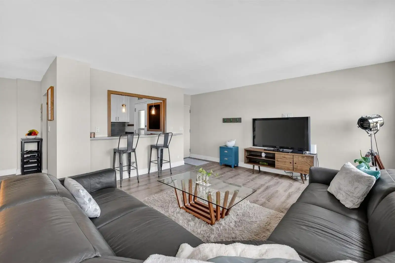 2555 NE 11th Street # 609, Fort Lauderdale FL 33304 photo 4