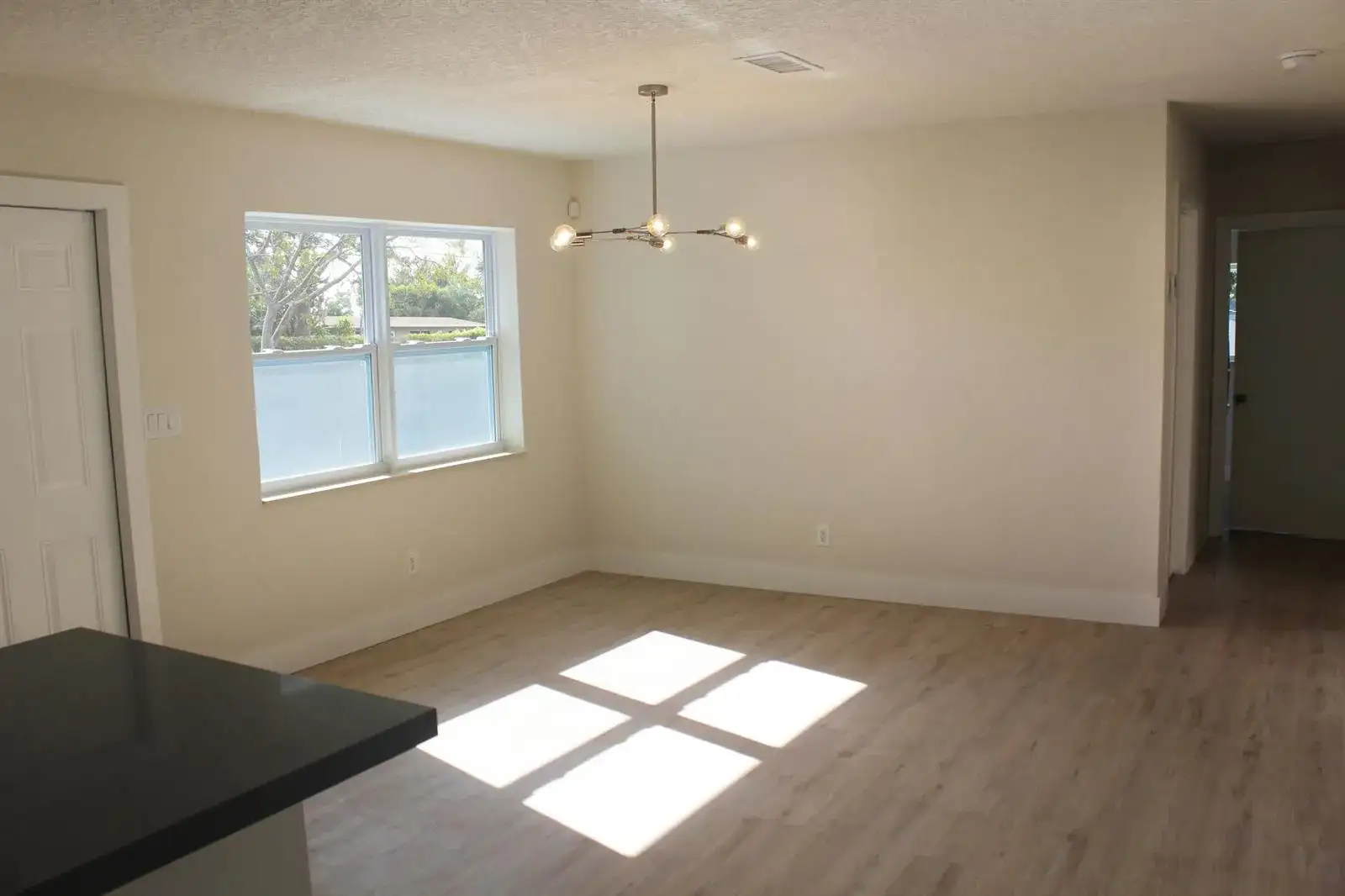 1498 NE 38th Street, Oakland Park FL 33334 photo 5
