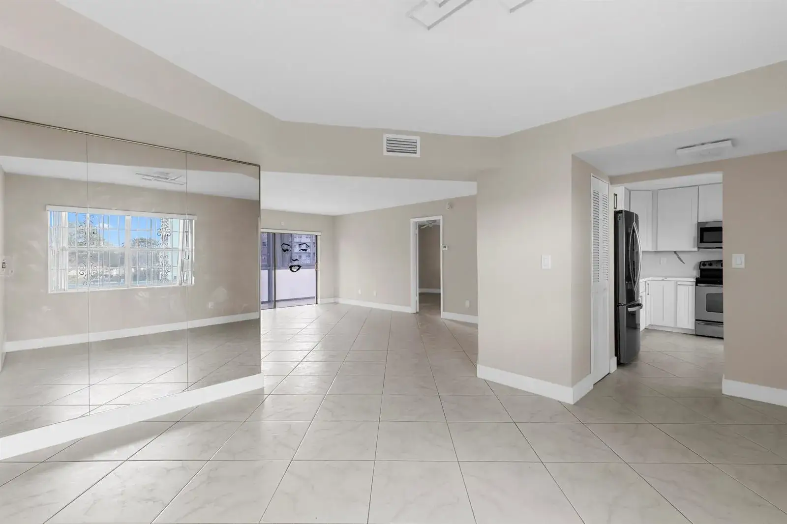 4141 NW 44th Avenue # 224, Lauderdale Lakes FL 33319