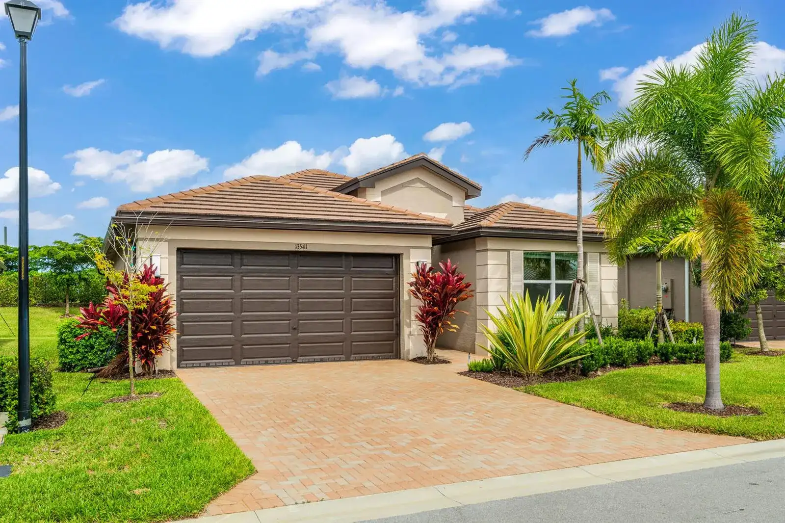 13541 SW Oceanus Boulevard, Port St. Lucie FL 34987 photo 4
