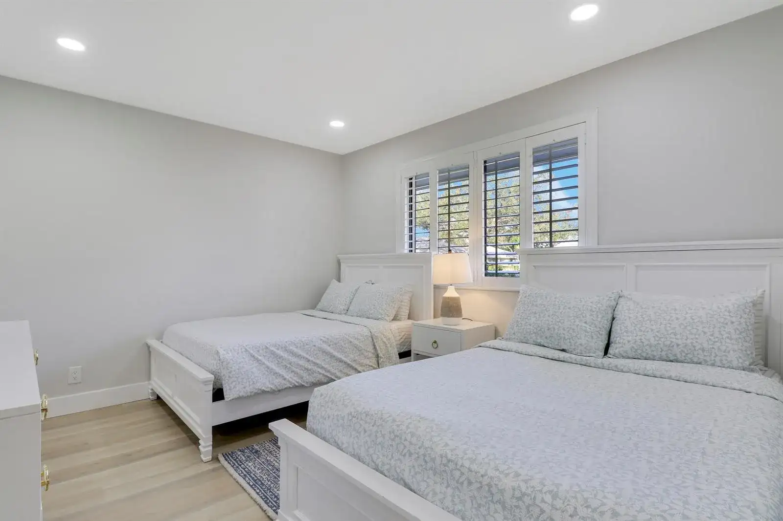 523 Club Drive, Palm Beach Gardens FL 33418 photo 5