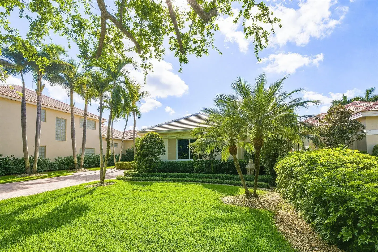 7011 Islegrove Place, Boca Raton FL 33433 photo 3