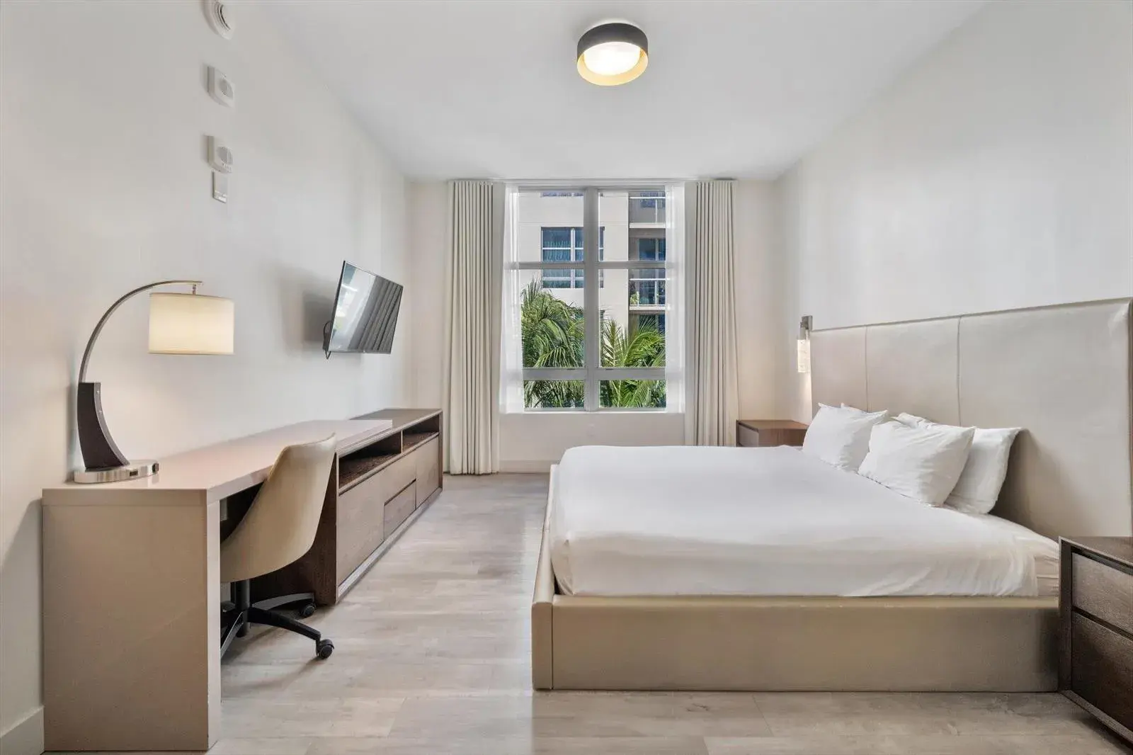 777 N Ocean Drive Unit S404, Hollywood FL 33019