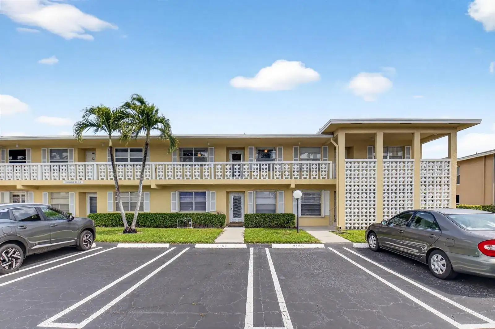 1150 Mahogany Way # 203, Delray Beach FL 33445 photo 2