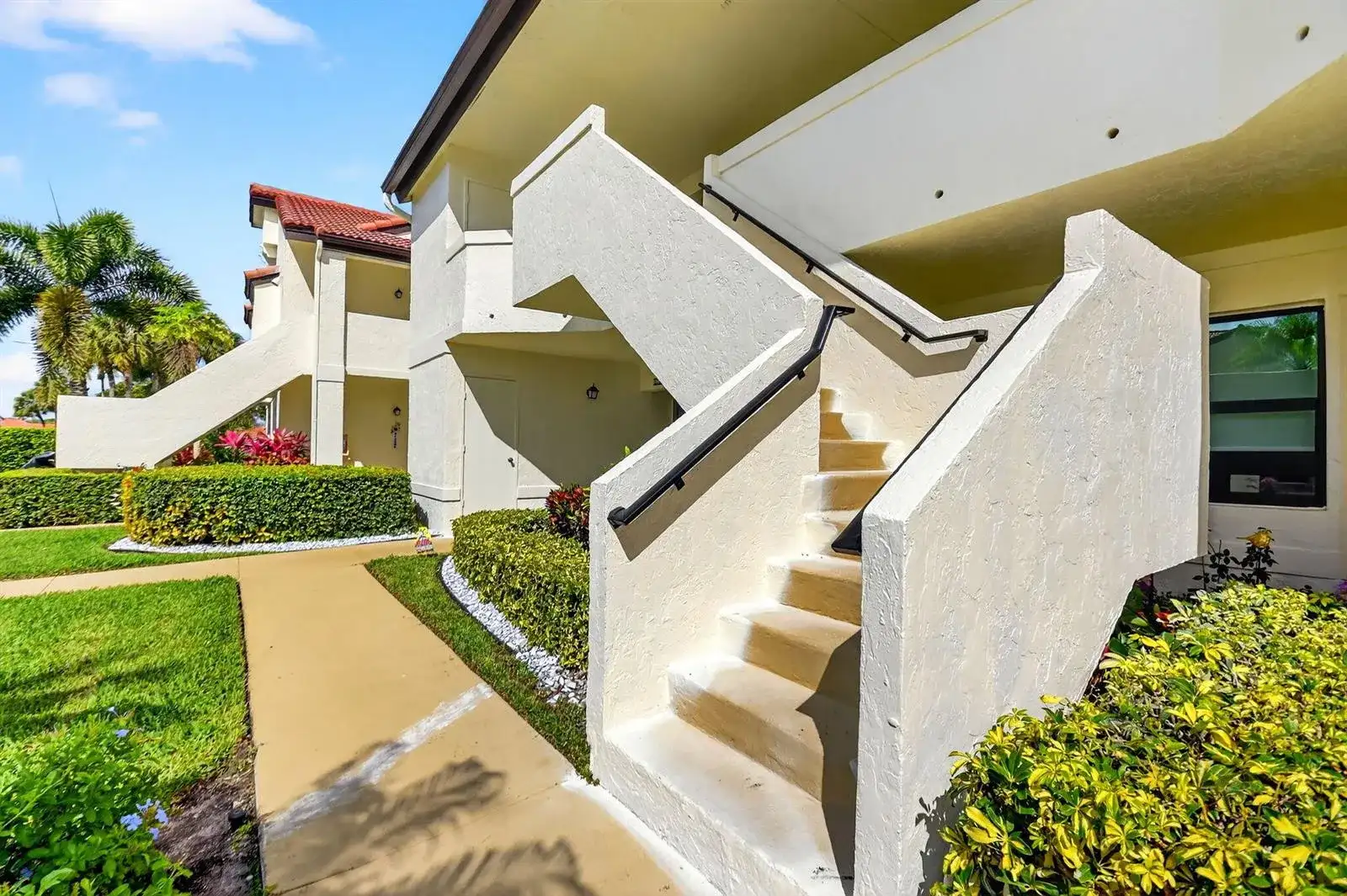 5903 Parkwalk Drive # 623, Boynton Beach FL 33472 photo 2