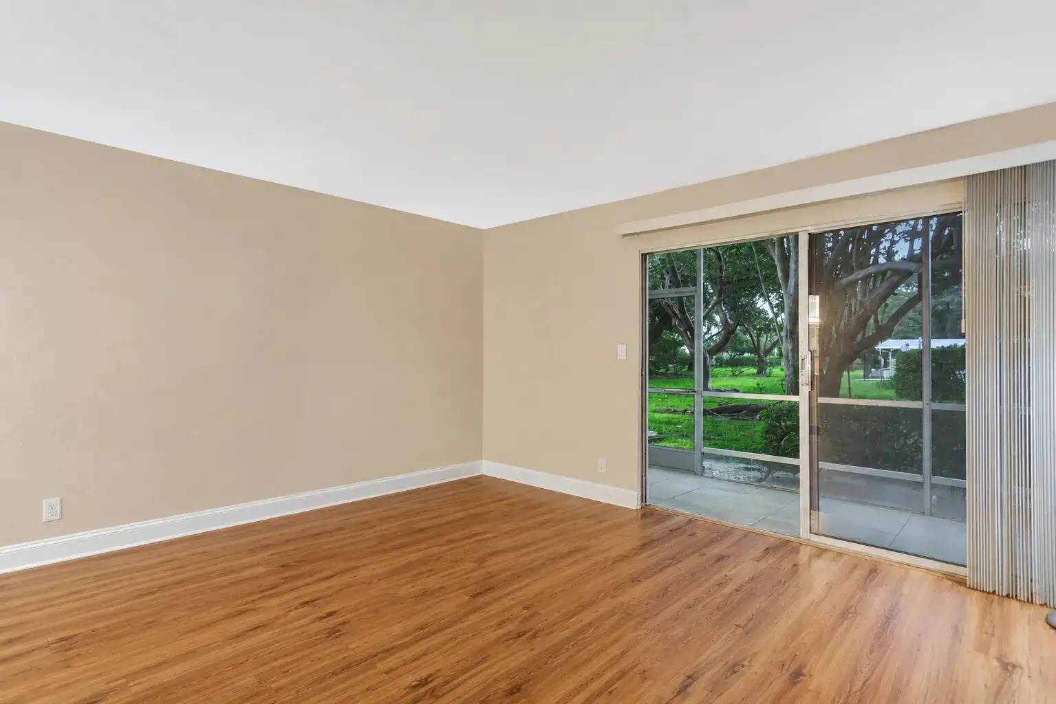 2401 Antigua Circle # F1, Coconut Creek FL 33066 photo 5