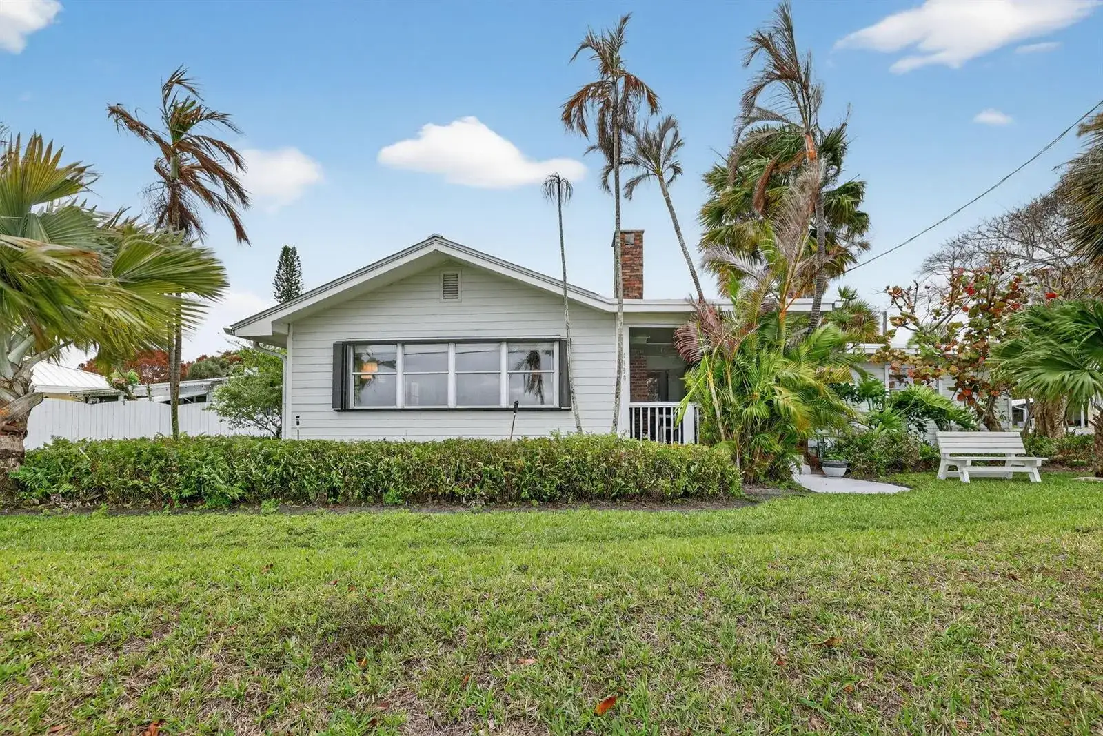 4490 NE Indian River Drive, Jensen Beach FL 34957 photo 4