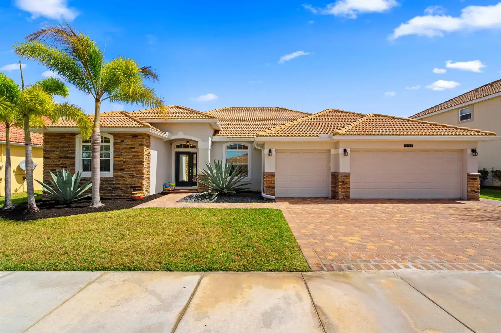 12150 SW Aventino Drive, Port St. Lucie FL 34987