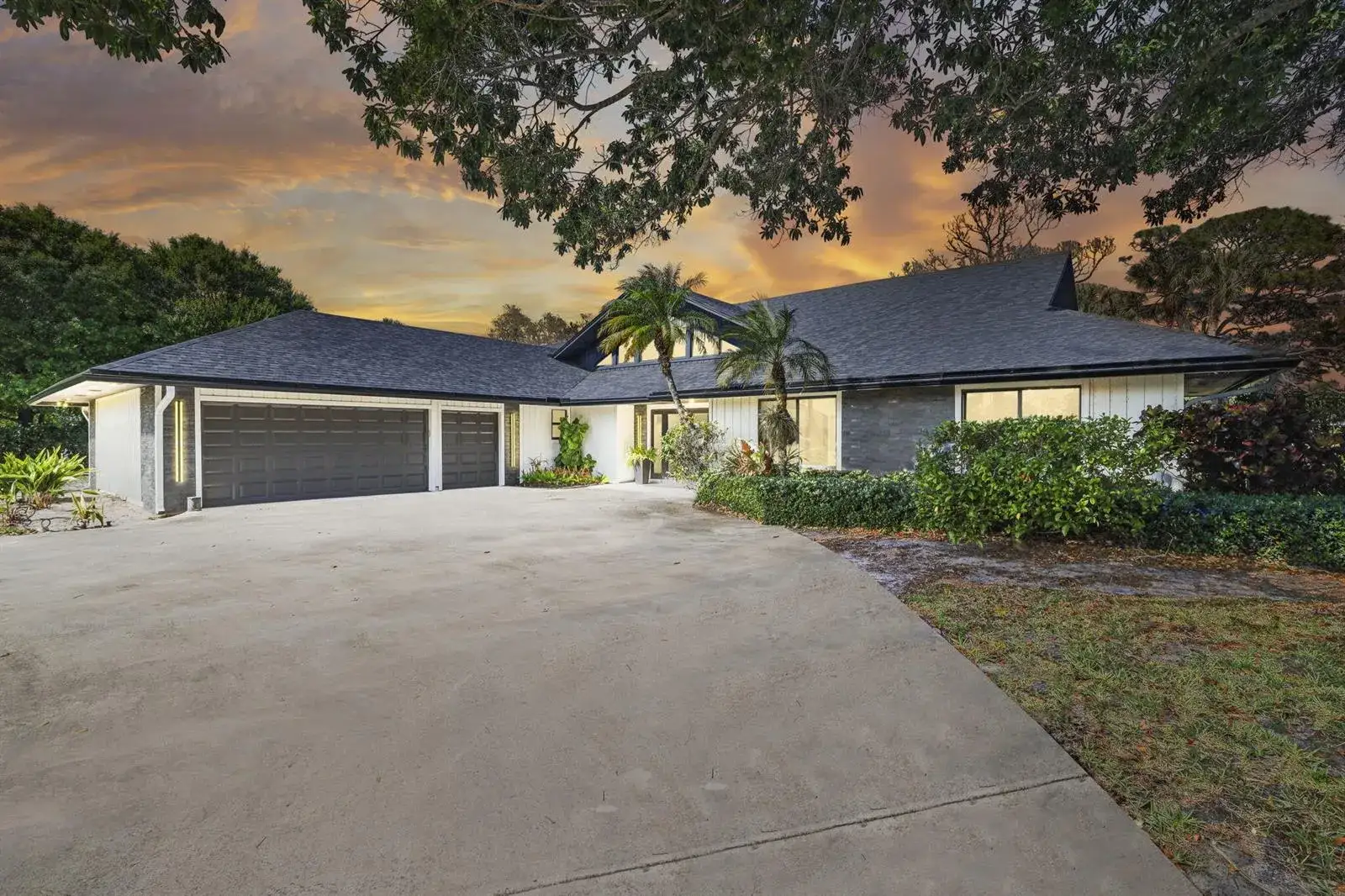 6549 Eastpointe Pines Street, Palm Beach Gardens FL 33418