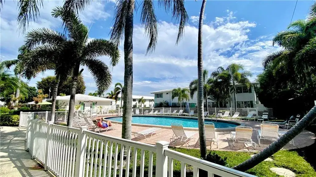 1821 NE 62nd Street # 411, Fort Lauderdale FL 33308 photo 4