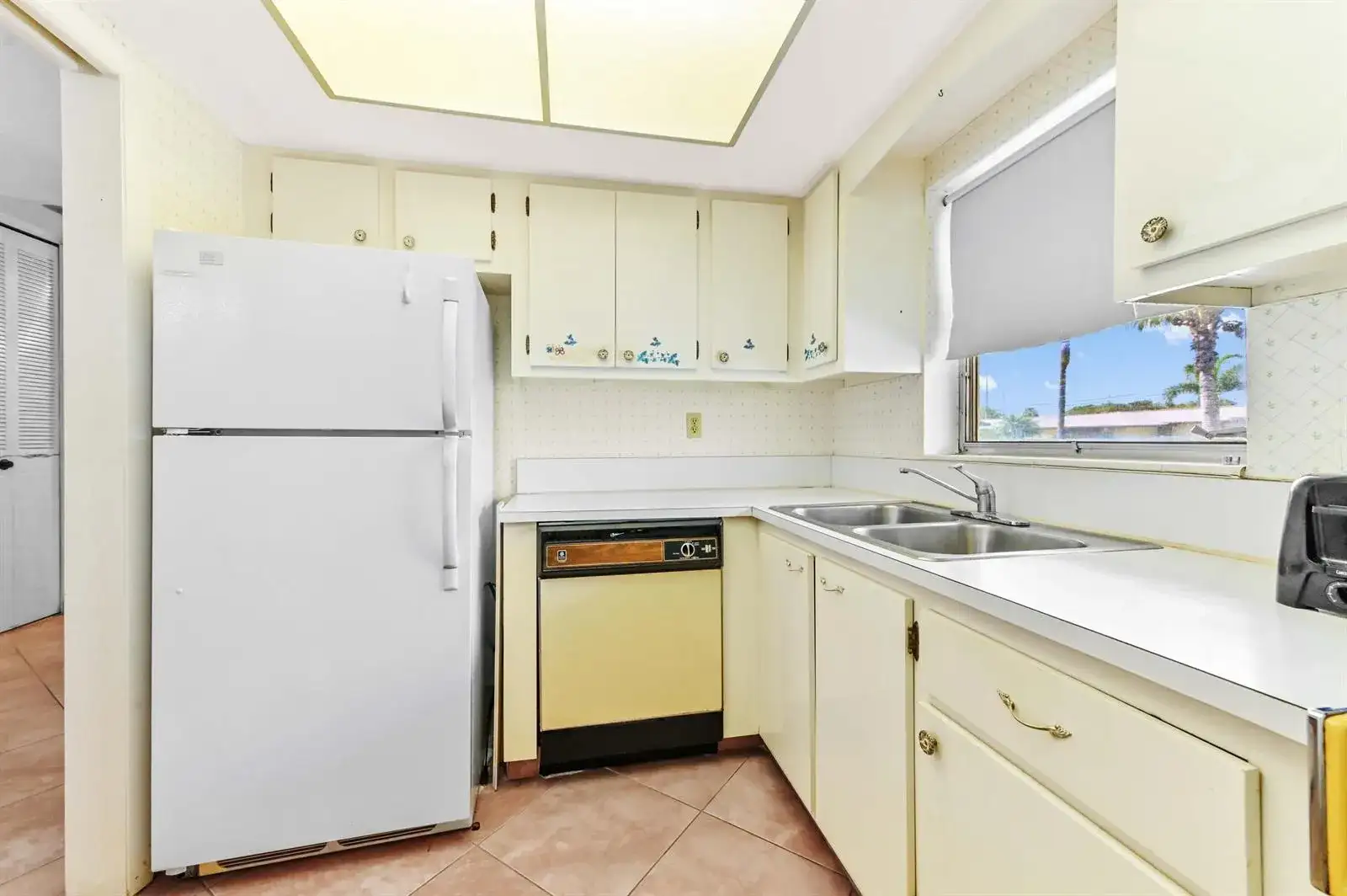 2915 Crosley Drive W Unit B, West Palm Beach FL 33415 photo 5