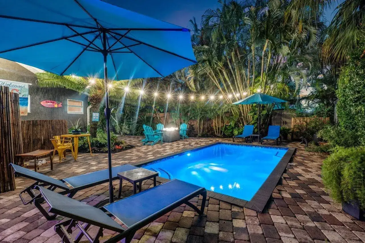 1911 Parker Avenue, West Palm Beach FL 33401 photo 2
