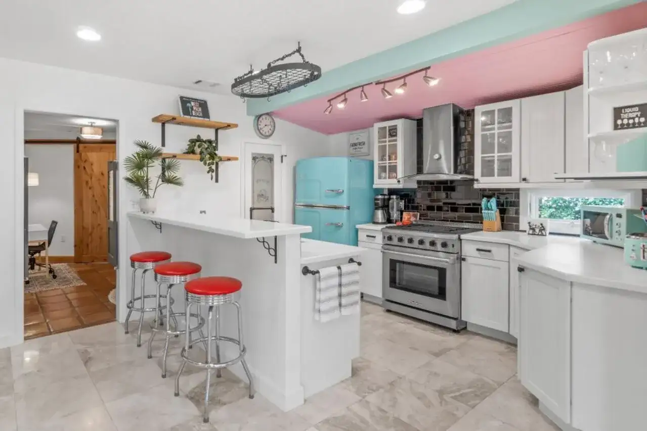 1911 Parker Avenue, West Palm Beach FL 33401 photo 5