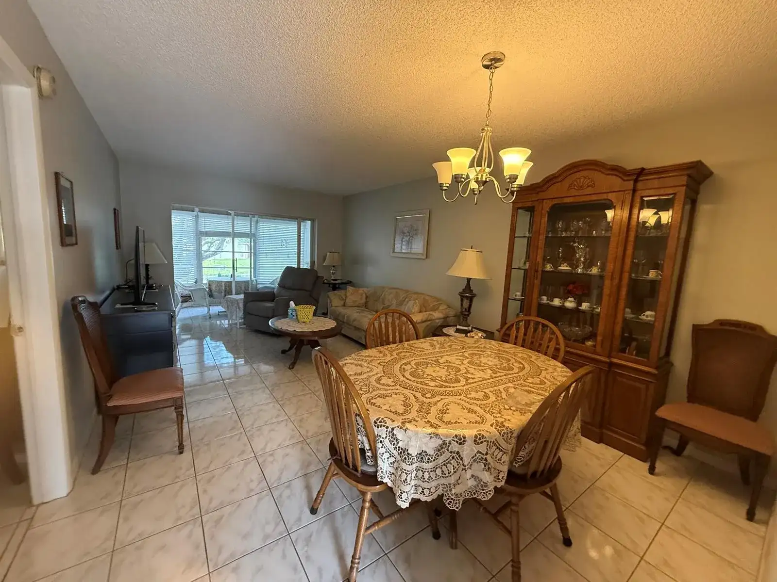3001 NW 46th Avenue # 204, Lauderdale Lakes FL 33313 photo 2