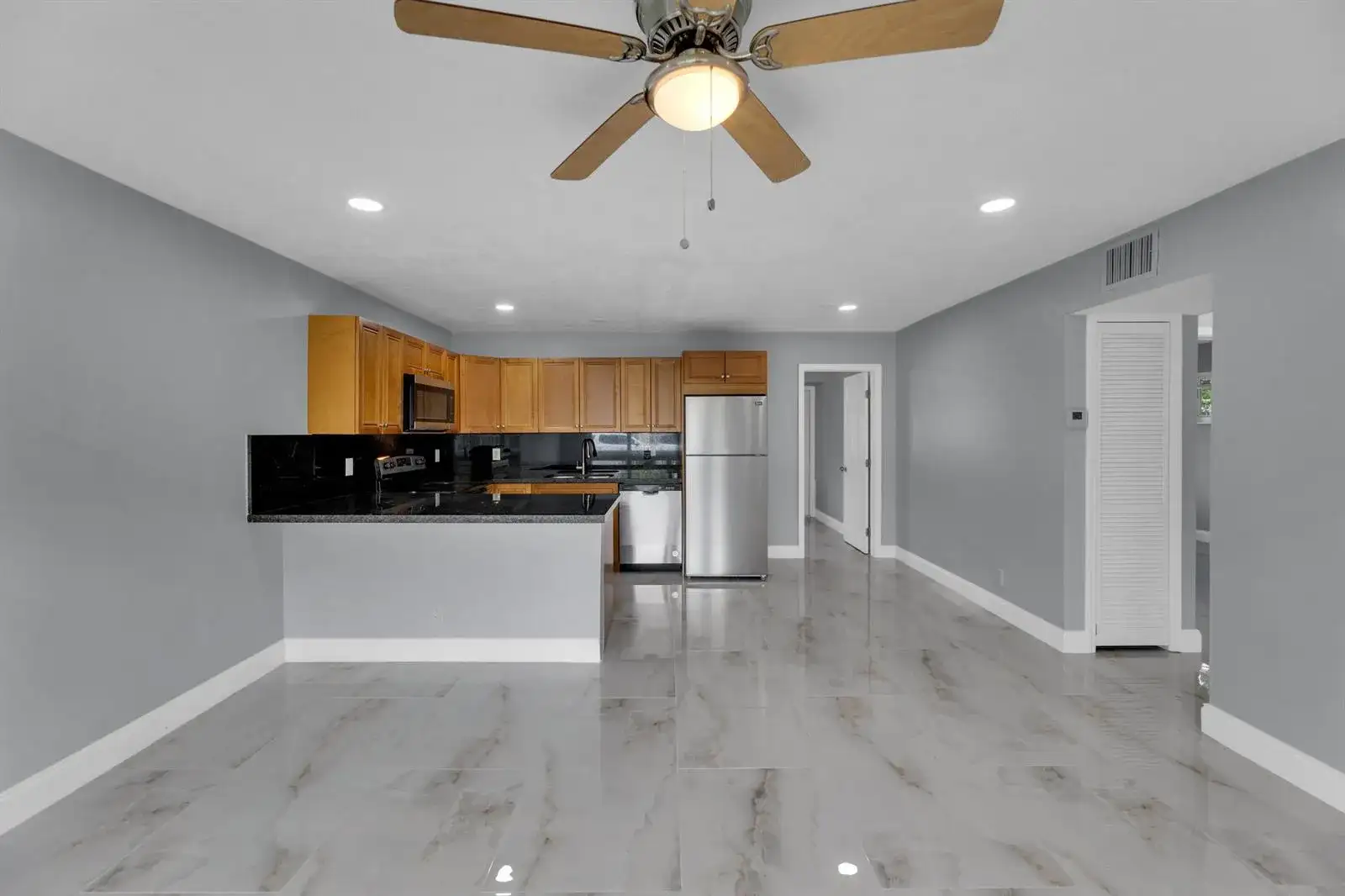 800-802 SW 6th Court, Pompano Beach FL 33060 photo 4
