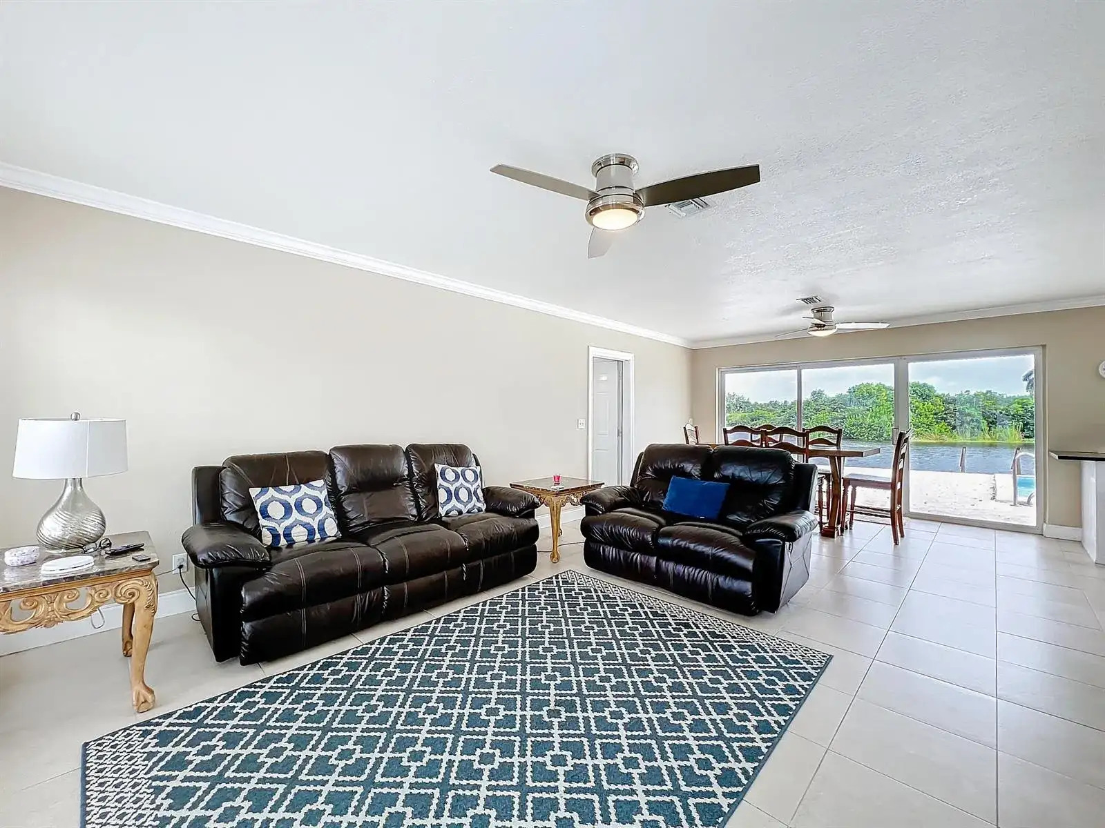 6803 Kingston Drive, Lake Worth FL 33462 photo 3