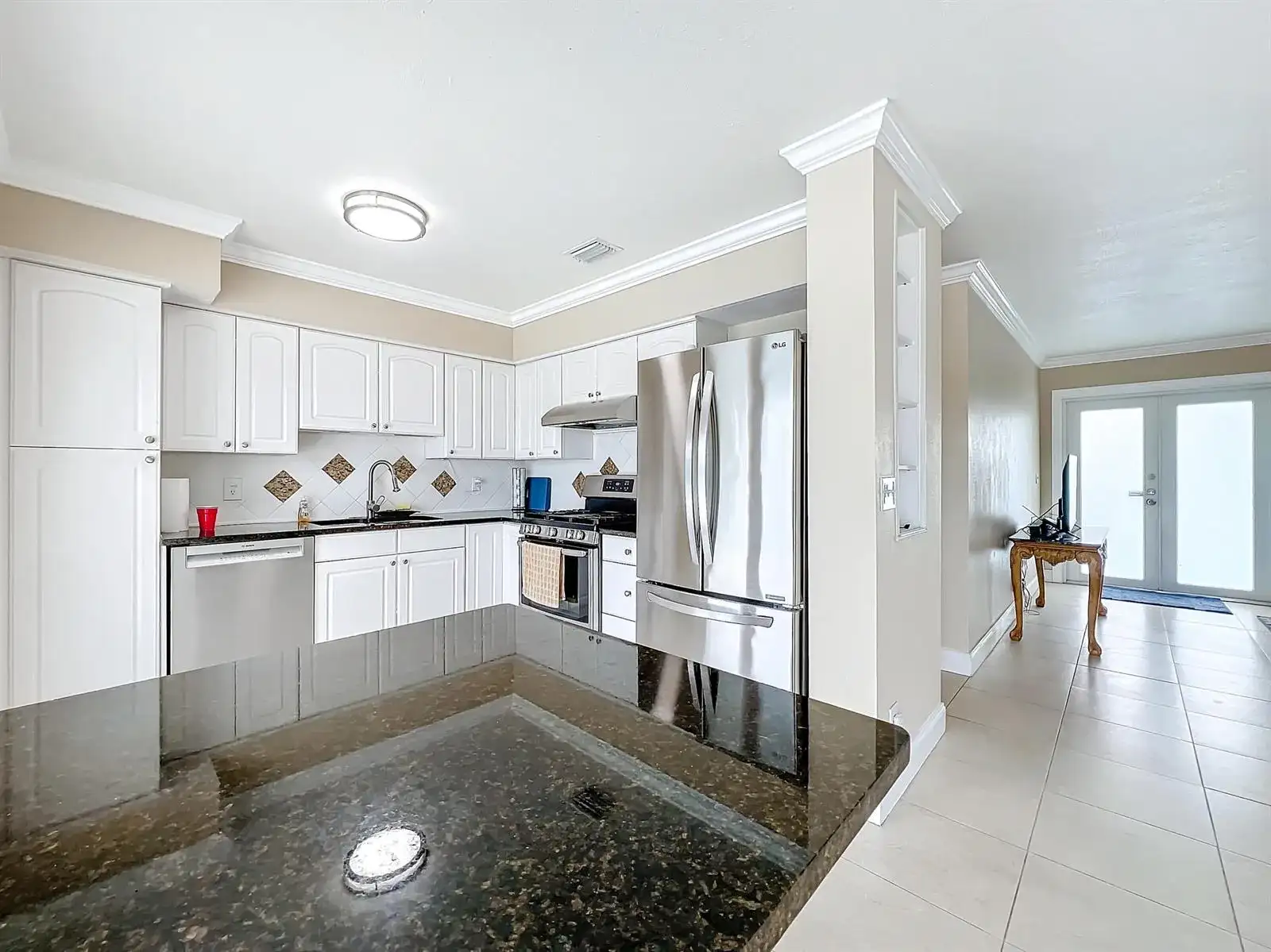 6803 Kingston Drive, Lake Worth FL 33462 photo 4