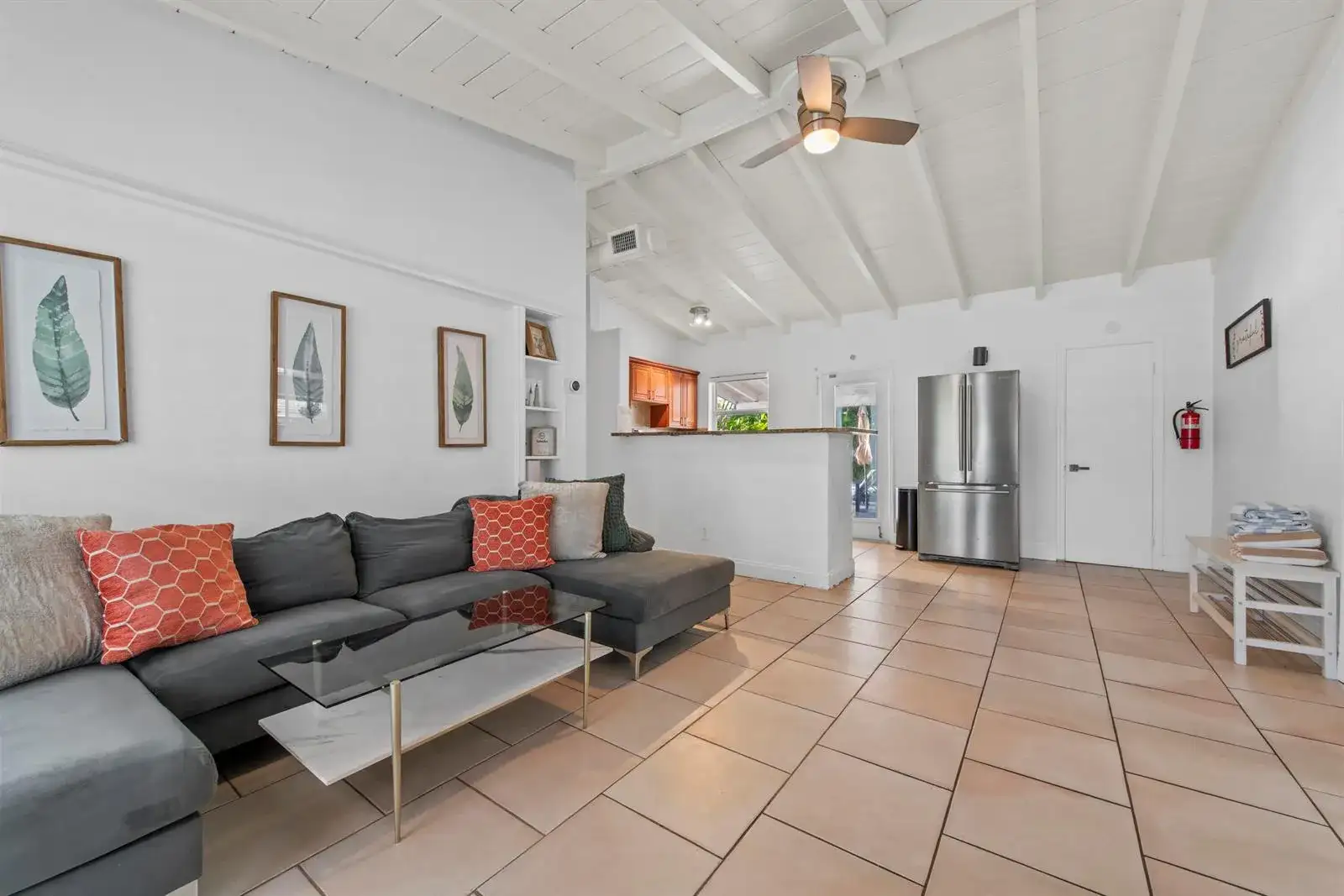 408 NW 29th Street, Wilton Manors FL 33311 photo 3