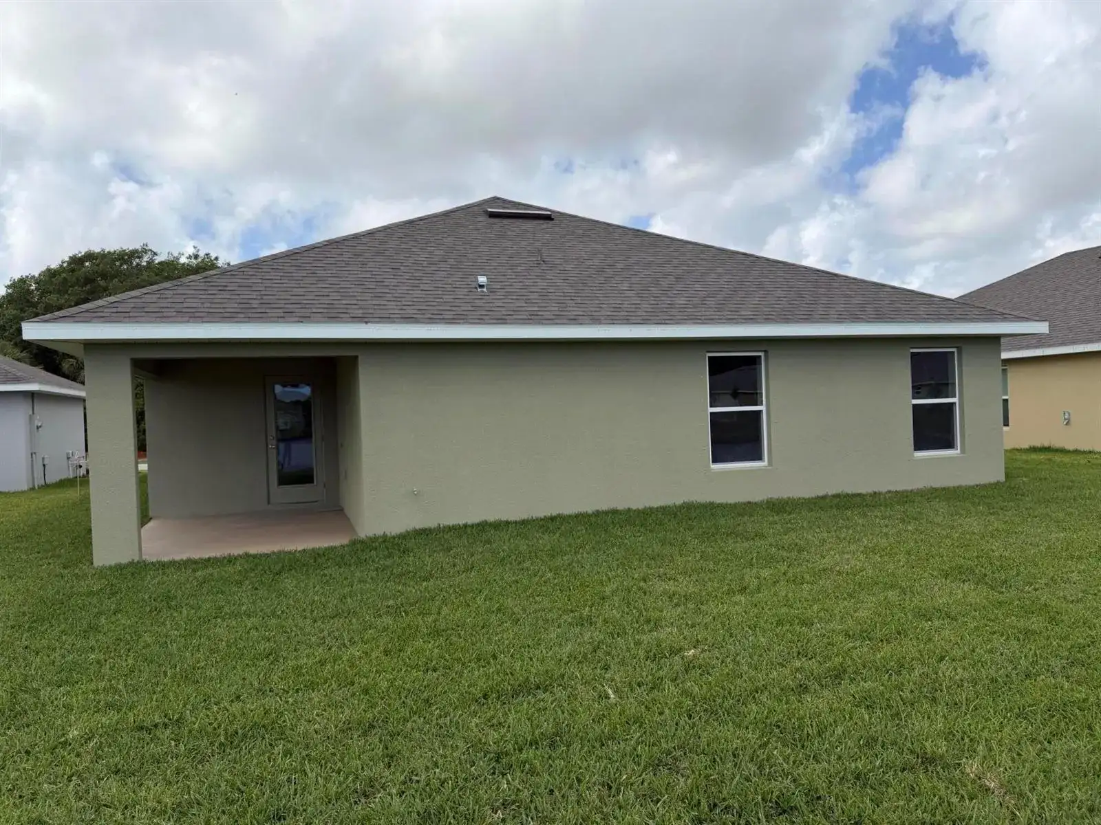 5736 Waterstone Boulevard, Fort Pierce FL 34951 photo 3