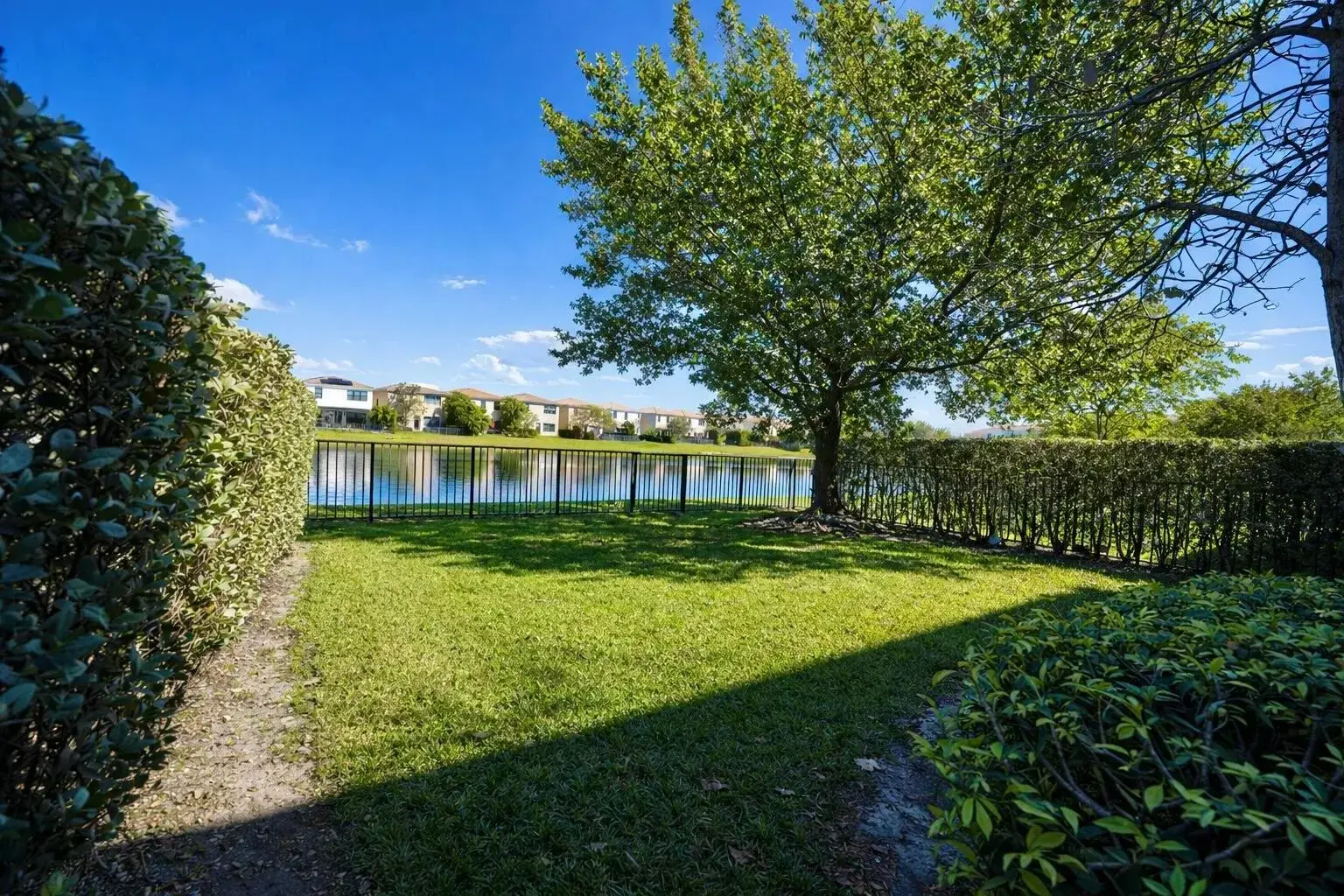 671 NE 191st Terrace, Miami FL 33179