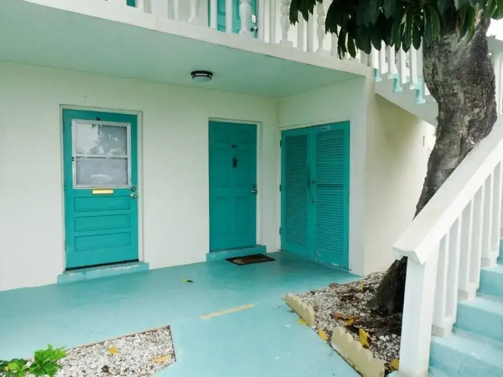 213 SE 3rd Avenue # 2a, Boynton Beach FL 33435 photo 2