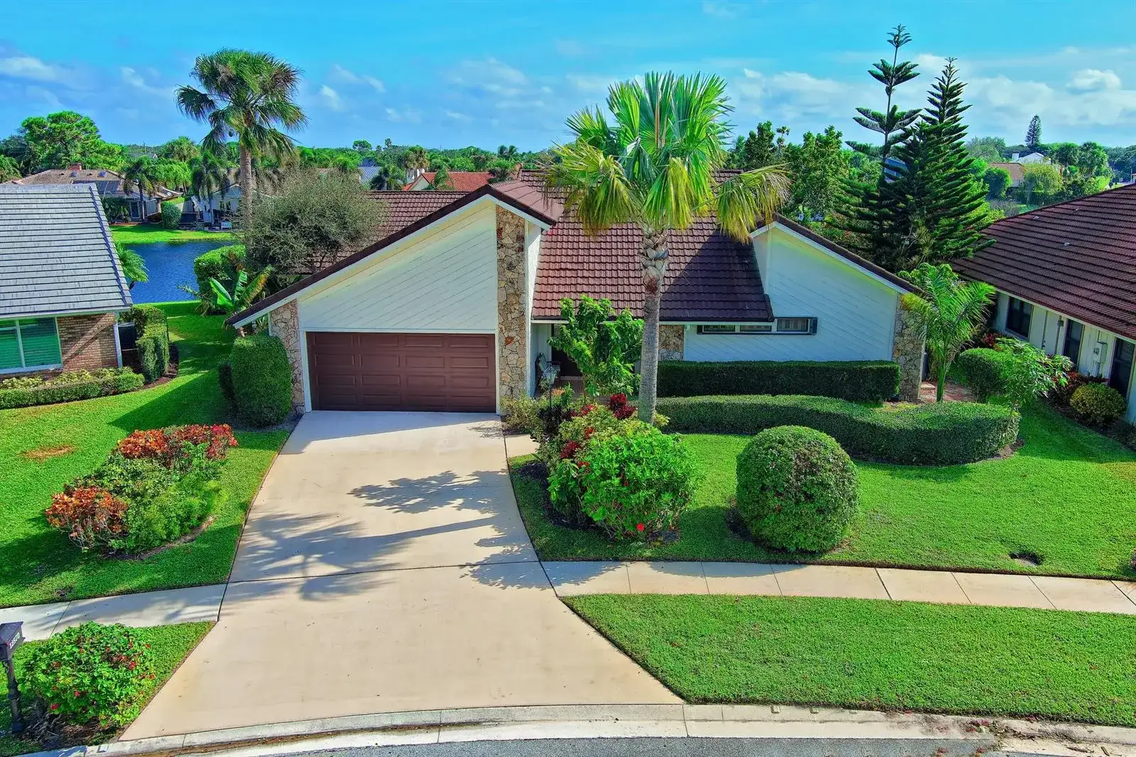 12870 La Rochelle Circle, Palm Beach Gardens FL 33410 photo 3
