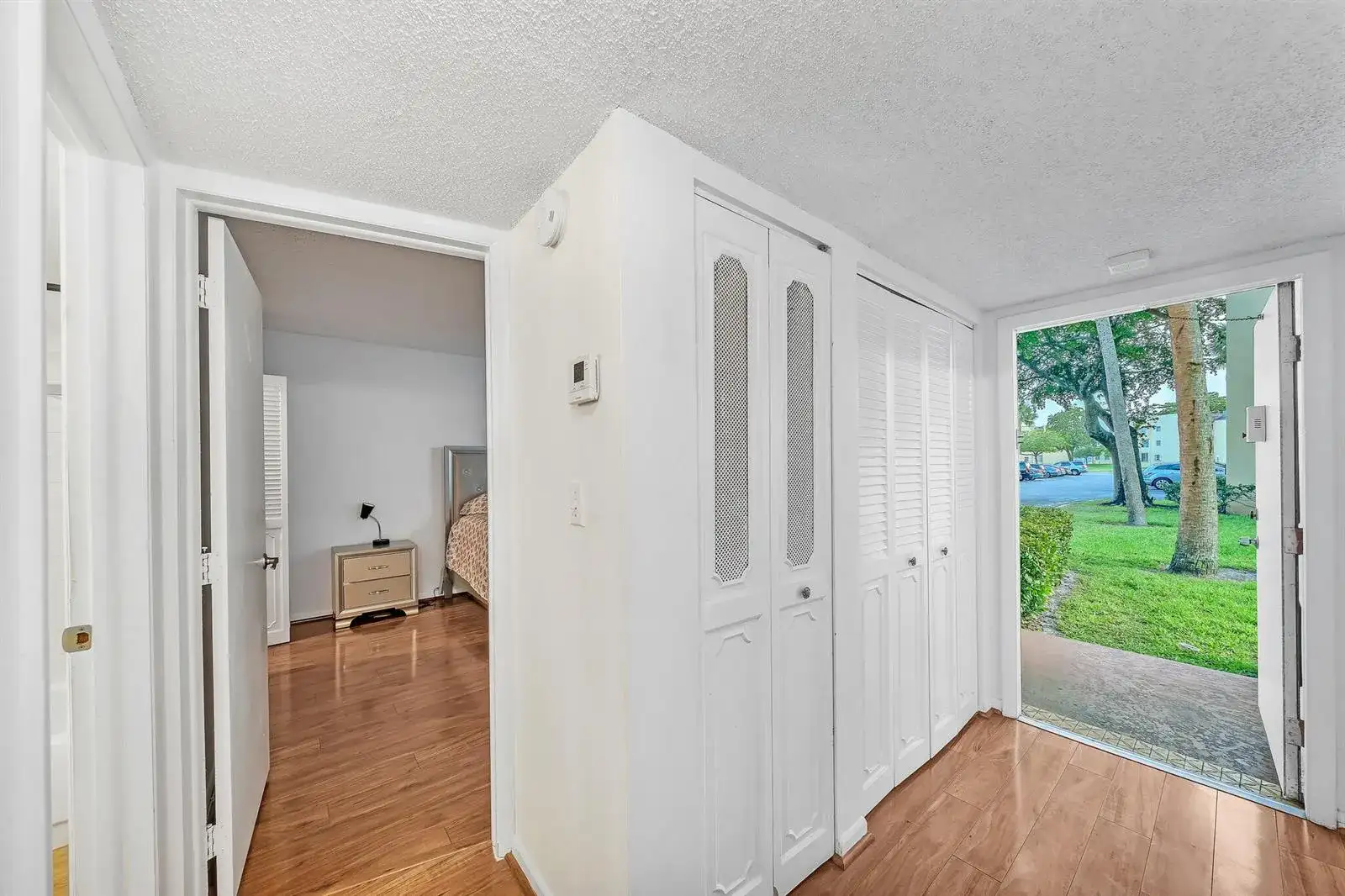 5940 NW 64th Avenue Unit 101, Tamarac FL 33319 photo 2