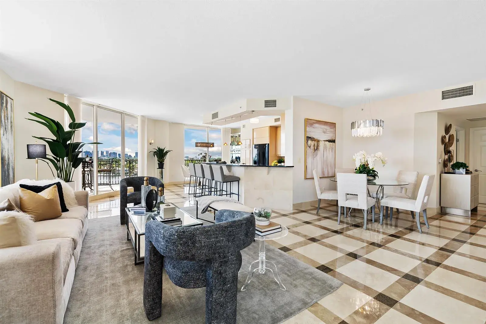 100 S Birch Road # 906, Fort Lauderdale FL 33316