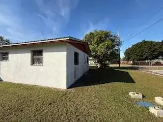1063 Louisiana Avenue, Clewiston FL 33440 photo 4