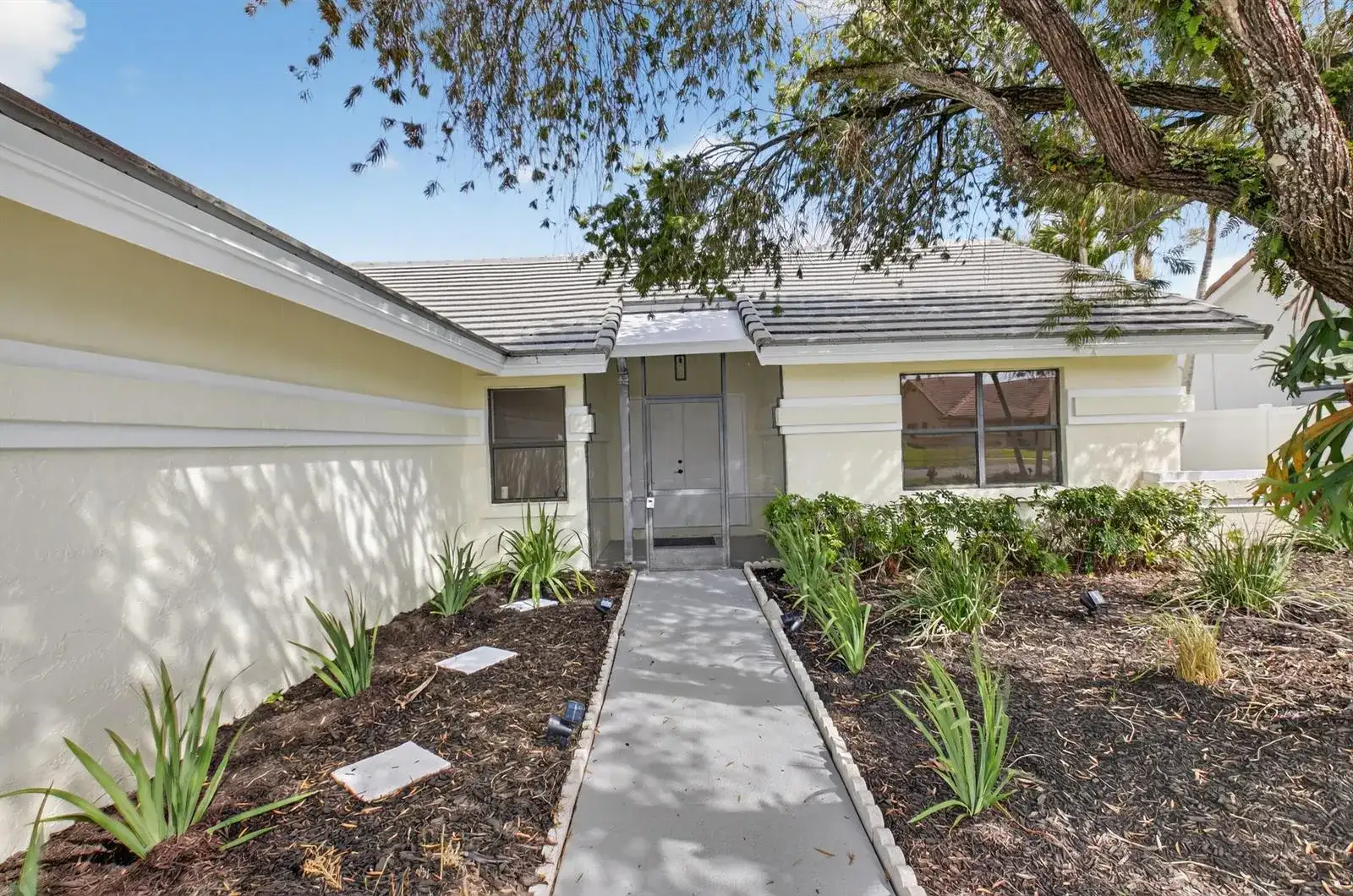 9537 Majestic Way, Boynton Beach FL 33437 photo 2