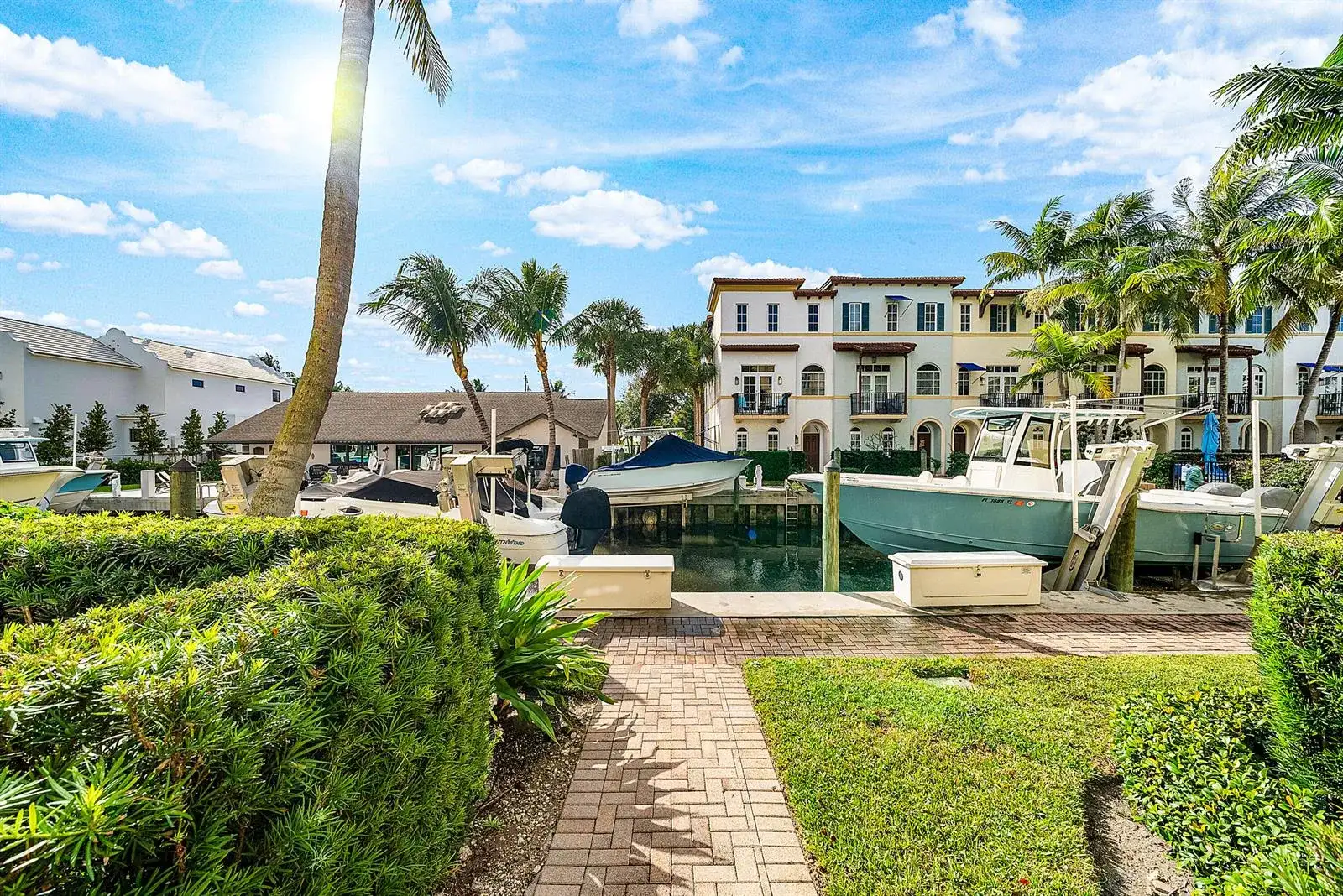 824 Virginia Garden Drive, Boynton Beach FL 33435 photo 4